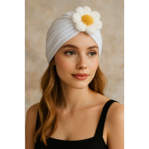 Beyaz Renk Çiçek Figürlü Saç Bandı/Saç Bonesi