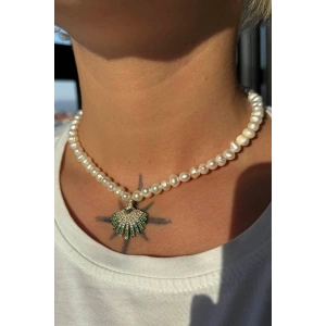 Beyaz Renk Deniz Kabuğu Figürlü VİP İnci Kolye