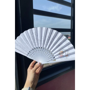 Beyaz Renk Desenli Yelpaze