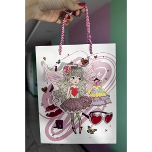 Beyaz Renk Kız Figürlü 3D Görünümlü Karton Çanta