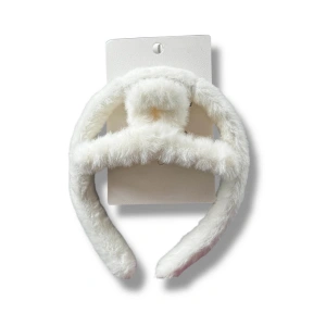 Beyaz Renk Peluş Mandal Toka Ve Taç Set