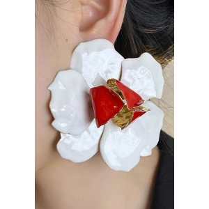 Beyaz Ve Kırmızı Renk Çiçek Figürlü Tasarım  Küpe (Çift)