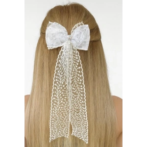 Beyaz Ve Krem Renk Taş Detaylı Kurdele Otomat Toka