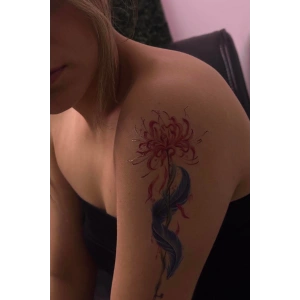 Geçici Çiçek Figürlü Dövme Tattoo