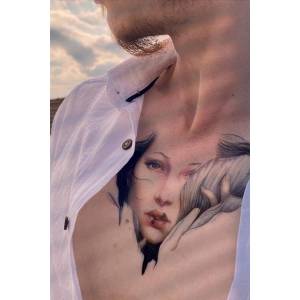 Geçici Kadın Modelli Dövme