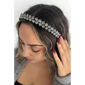 Gri Renk Taş Detaylı Taç