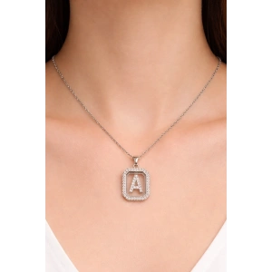 Gümüş Renk A Harf Taş Detaylı Çelik Kolye