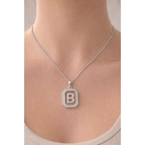 Gümüş Renk B Harf Taş Detaylı Çelik Kolye