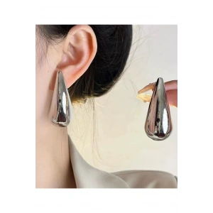 Gümüş Renk Çelik Küpe (Çift)