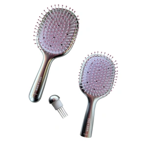 Gümüş Renk Charmlı Saç Tarama Fırçası/ Tarak