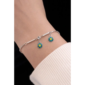 Gümüş Renk Çiçek Figürlü Çelik Bileklik