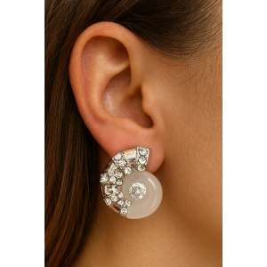 Gümüş Renk Deniz Kabuğu Figürlü Taş Detaylı Küpe (Çift)