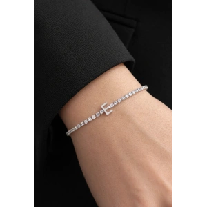 Gümüş Renk E Harfli Taş Detaylı Çelik Bileklik