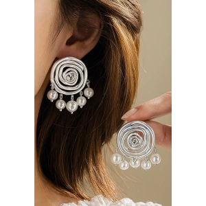 Gümüş Renk İnci Detaylı Küpe (Çift)