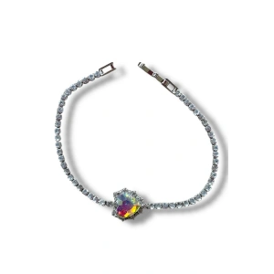 Gümüş Renk Kalp Detaylı Su Yolu Bileklik