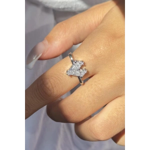 Gümüş Renk Kalp Figürlü Taş Detaylı Ayarlanabilir Yüzük