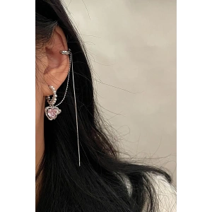 Gümüş Renk Kalp Figürlü Taş Detaylı Kulak Aksesuarı