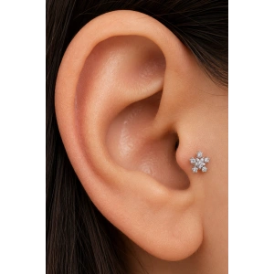 Gümüş  Renk Kar Tanesi  Figürlü  Taşlı Cerrahi Çelik Tragus/Kıkırdak Küpe/Piercing (Tek)