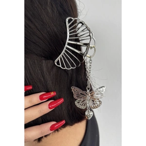 Gümüş Renk Kelebek Figürlü Sallantılı Metal Mandal Toka