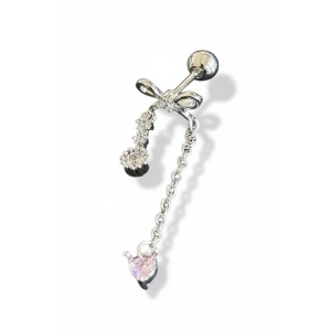 Gümüş Renk Kurdele Figürlü Sallantılı Cerrahi Çelik Tragus/Kıkırdak Küpe/Piercing (Tek)