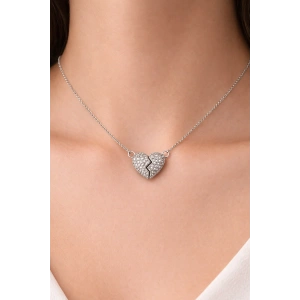 Gümüş  Renk Mıknatıslı Kalp Figürlü Taşlı Çelik Kolye