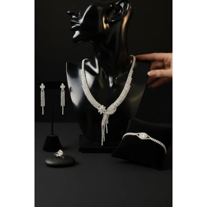 Gümüş Renk Taş Detaylı 4lü Abiye Set