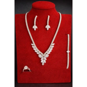 Gümüş Renk Taş Detaylı 4lü Abiye Set