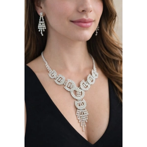 Gümüş Renk Taş Detaylı Abiye Set