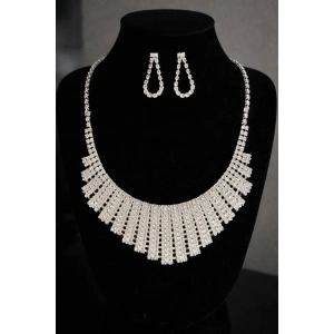 Gümüş Renk Taş Detaylı Abiye Set