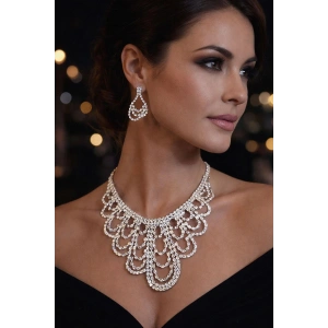 Gümüş Renk Taş Detaylı Abiye Set