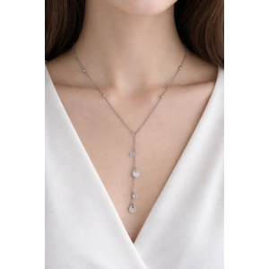 Gümüş Renk Taş Detaylı Çelik Kolye