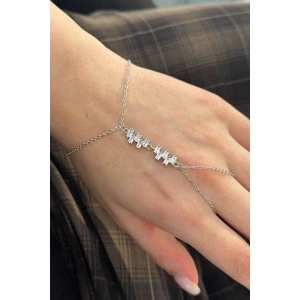 Gümüş Renk Taş Detaylı Çelik Şahmeran