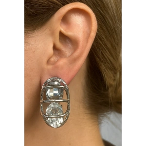 Gümüş Renk Taş Detaylı Küpe (Çift)