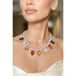 Gümüş Renk Taş Detaylı Tasarım Abiye Kolye