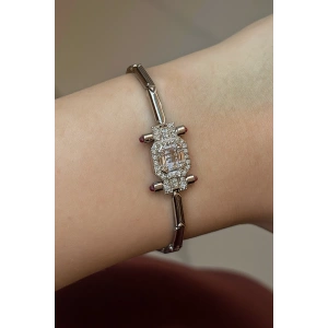 Gümüş Renk Taş Detaylı VİP YSX Bileklik