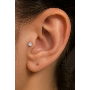 Gümüş Renk  Taşlı Cerrahi Çelik Tragus/Kıkırdak Küpe/Piercing (Tek)