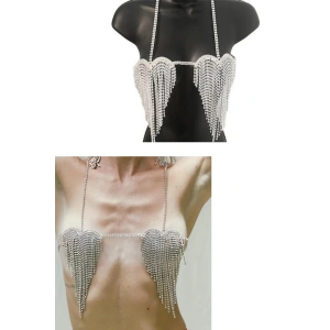 Gümüş Renk Taşlı Göğüs Aksesuarı