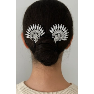 Gümüş Renk Tavus Kuşu Figürlü Taş Detaylı Topuz Tokası