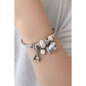 Gümüş Renk Üçgen Ve İstiridye Detaylı Çelik Pandora Bileklik