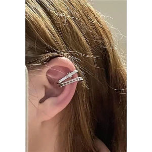 Gümüş Renk Yıldız Figürlü Taş Detaylı Ear Cuff (Tek)
