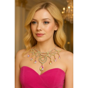 Hologramlı Taş Detaylı Tasarım Kolye