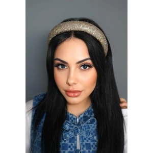 Kahverengi Taş Detaylı Taç