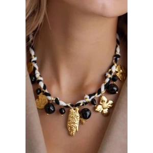 Karışık Renk Charmlı Tasarım Kolye