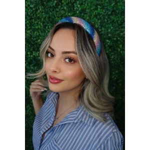 Karışık Renk Kristal Taş Detaylı Taç