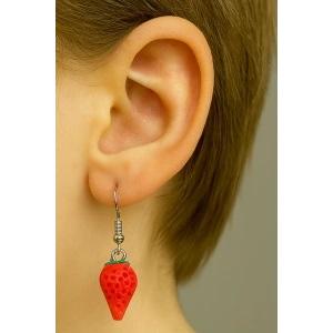 Kırmızı Renk Çilek Figürlü Çocuk Küpe (Çift)