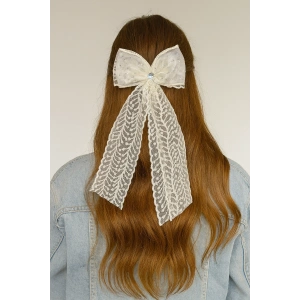 Krem Renk Kurdele Figürlü Taş Detaylı Otomat Toka