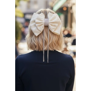 Krem Renk Kurdele Figürlü Taş Detaylı Otomat Toka