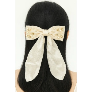 Krem Renk Kurdele Figürlü Taş Ve İnci  Detaylı Otomat Toka