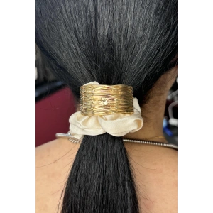 Krem Ve Altın Renk Metal Detaylı Simit Toka