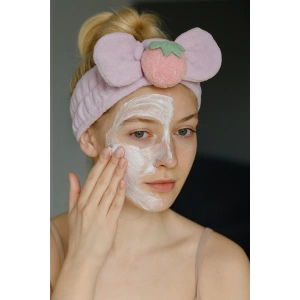 Lila Renk Çilek Figürlü Peluş Saç Bandı